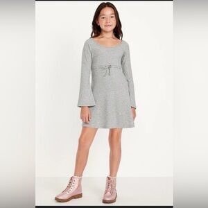 ⭐️5 for $20⭐️ Old navy Long-Sleeve Sparkly Ribbed Fit and Flare Dress- 10-12